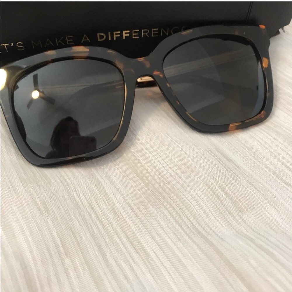Diff Bella Sunglasses